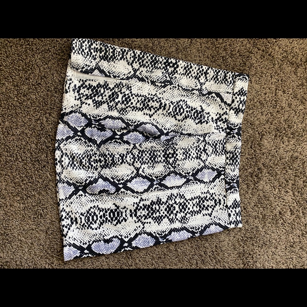 Mini skirt with stretch